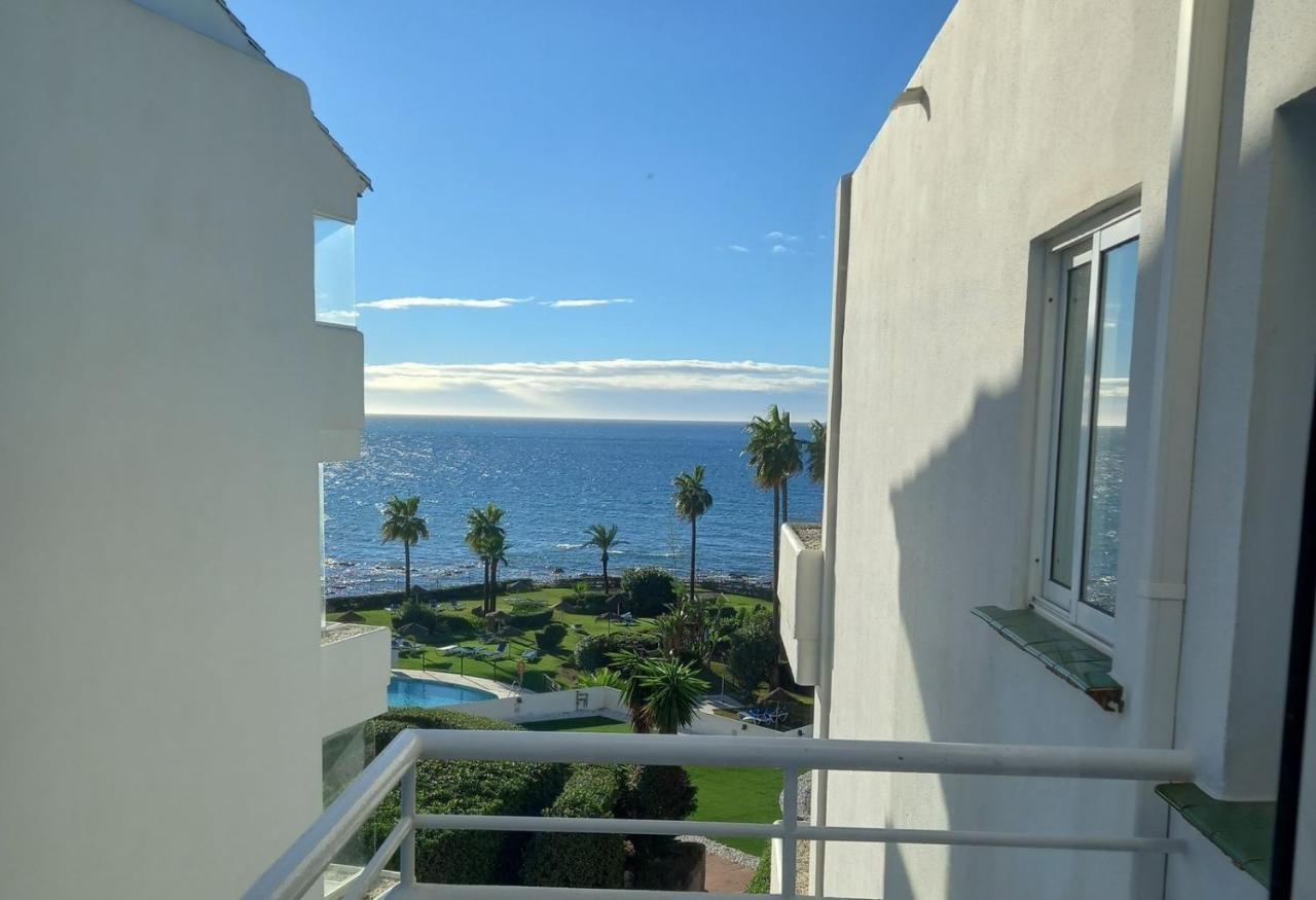 Miraflores Beachfront Penthouse Sitio de Calahonda Eksteriør billede